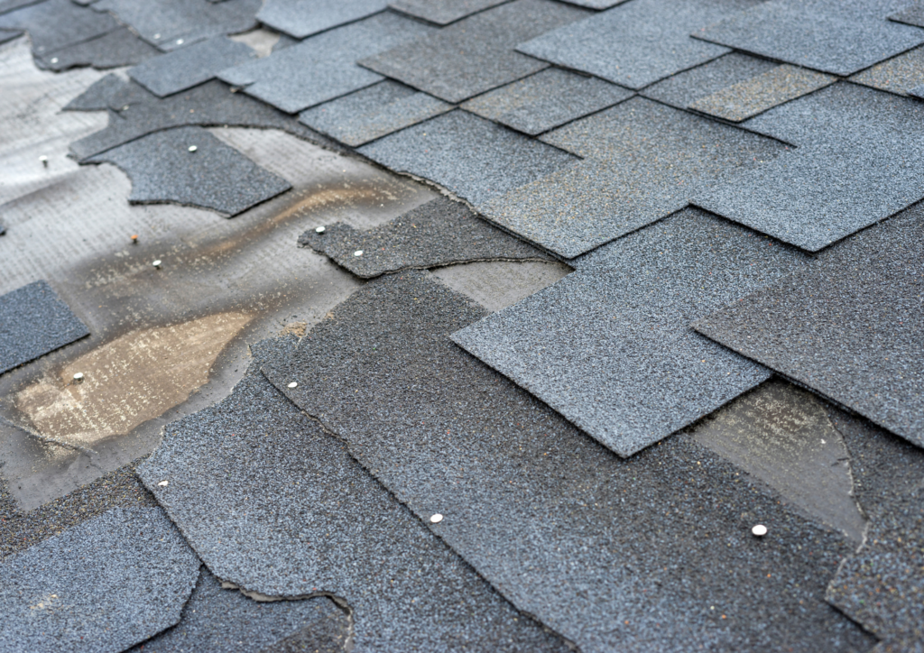 Roof that the shingles are missing